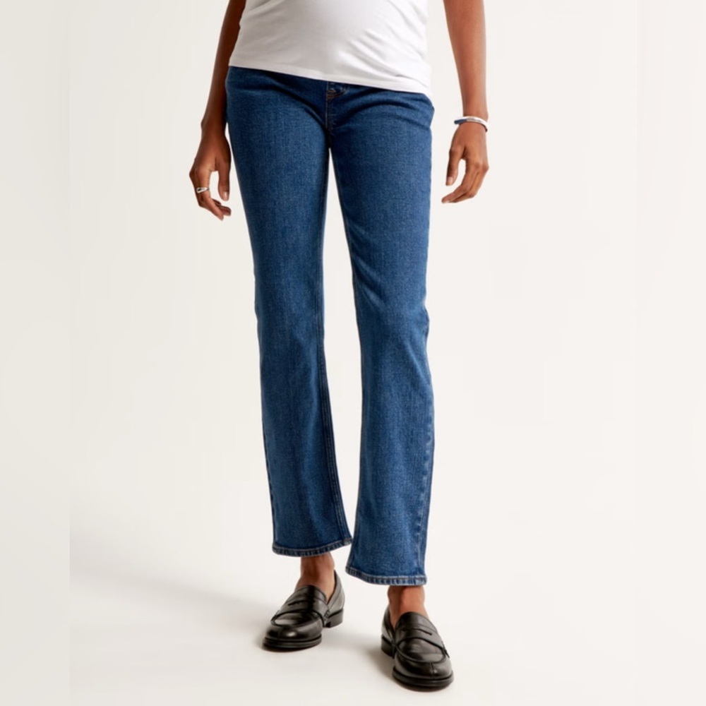 Abercrombie & Fitch Lightweight Comfort Stretch Maternity Ankle Straight Jean - Picture 2 of 16
